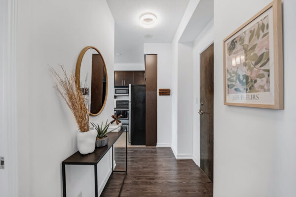 18-Harbour-Street-#1801-Toronto-Web-Salisbury-6