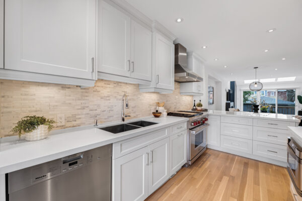 189-Bedford-Park-Avenue-Toronto-Web-Salisbury-19