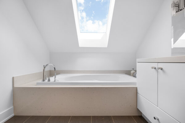 189-Bedford-Park-Avenue-Toronto-Web-Salisbury-51