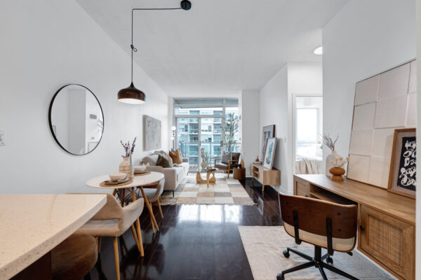 1910-Lake-Shore-Boulevard-W-#LPH6-Toronto-Web-Salisbury-12