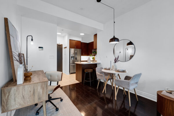 1910-Lake-Shore-Boulevard-W-#LPH6-Toronto-Web-Salisbury-14