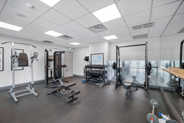 1910-Lake-Shore-Boulevard-W-#LPH6-Toronto-Web-Salisbury-40