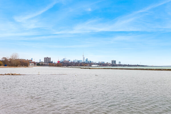 1910-Lake-Shore-Boulevard-W-#LPH6-Toronto-Web-Salisbury-52