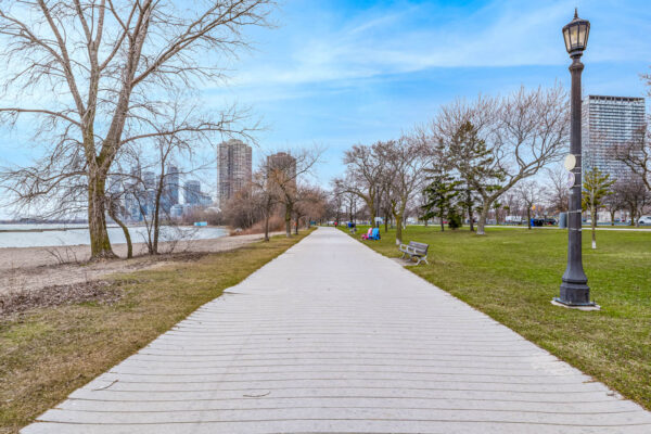 1910-Lake-Shore-Boulevard-W-#LPH6-Toronto-Web-Salisbury-53