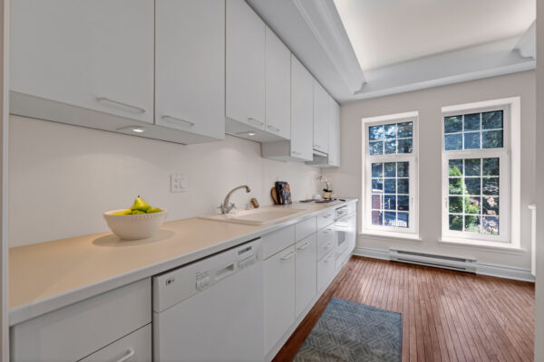 2-Doncliffe-Place-#201B-Toronto-Web-Salisbury-20