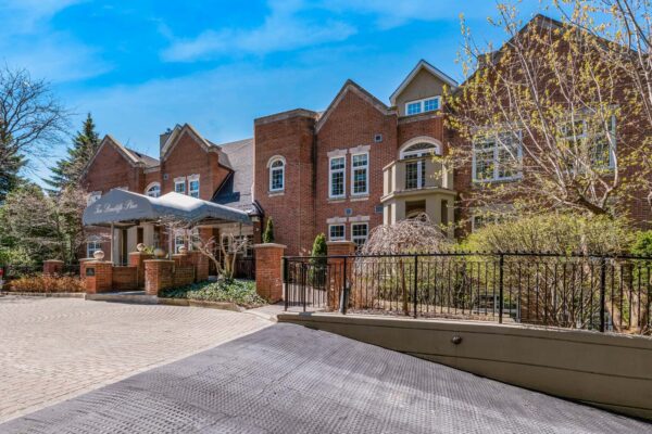 2-Doncliffe-Place-#201B-Toronto-Web-Salisbury-4