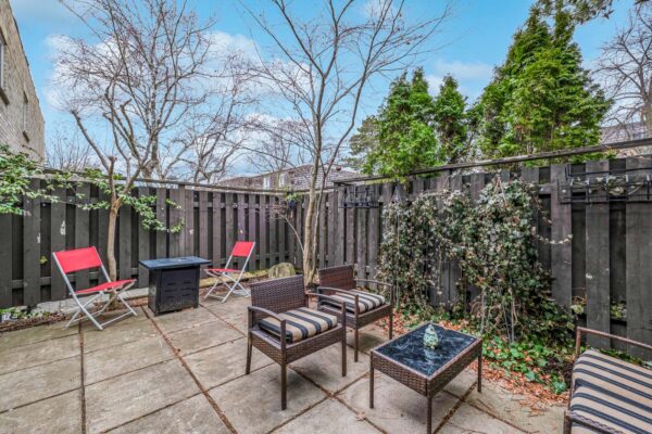 34-Sugar-Millway-Toronto-Exterior-Web-Salisbury-12