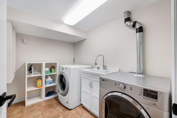 343-Sutherland-Drive-Toronto-Web-Salisbury-60