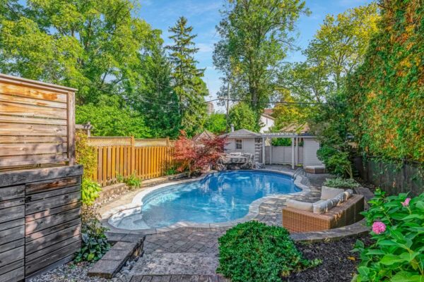 343-Sutherland-Drive-Toronto-Web-Salisbury-Summer-12