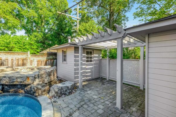 343-Sutherland-Drive-Toronto-Web-Salisbury-Summer-19