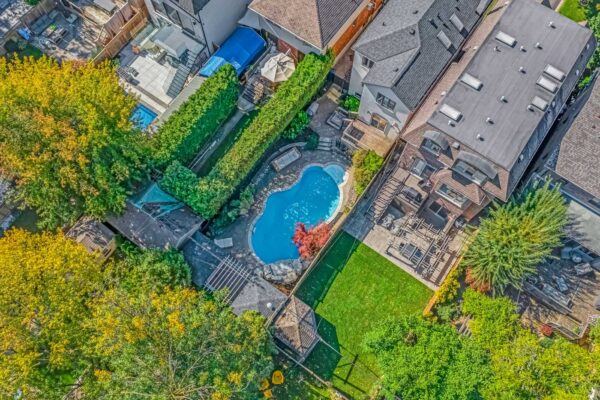 343-Sutherland-Drive-Toronto-Web-Salisbury-Summer-20