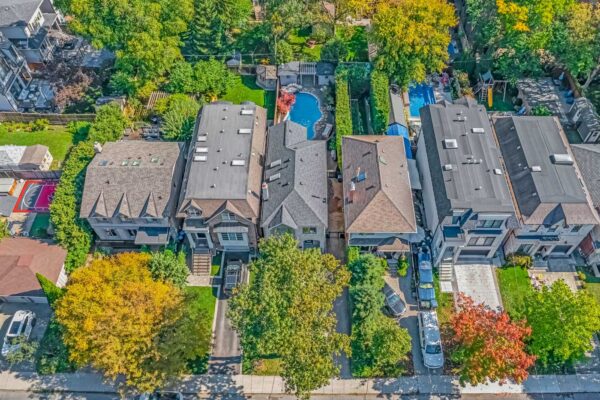 343-Sutherland-Drive-Toronto-Web-Salisbury-Summer-3