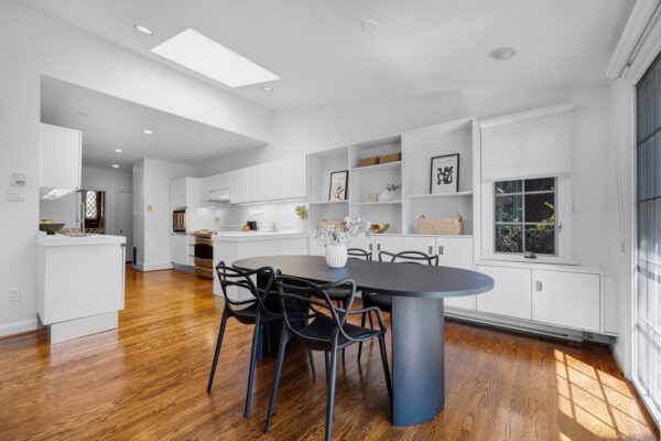 361-Lytton-Boulevard-Toronto-Web-Salisbury-31