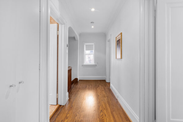 361-Lytton-Boulevard-Toronto-Web-Salisbury-48