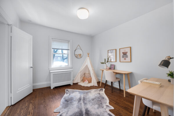 361-Lytton-Boulevard-Toronto-Web-Salisbury-49