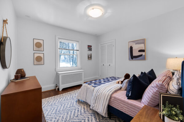 361-Lytton-Boulevard-Toronto-Web-Salisbury-56