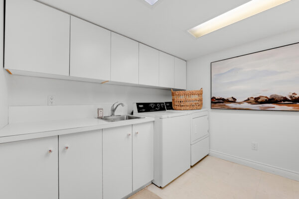 361-Lytton-Boulevard-Toronto-Web-Salisbury-65