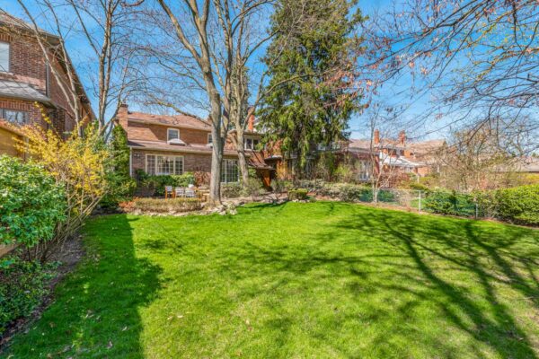 361-Lytton-Boulevard-Toronto-Web-Salisbury-73