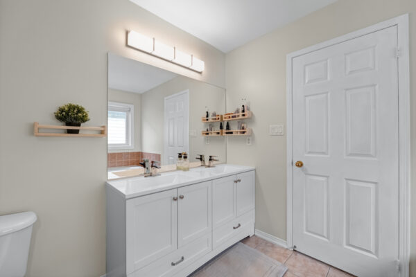 529-Pelletier-Court-Newmarket-Web-Salisbury-35