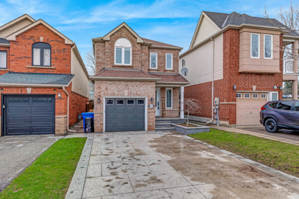 529-Pelletier-Court-Newmarket-Web-Salisbury-6
