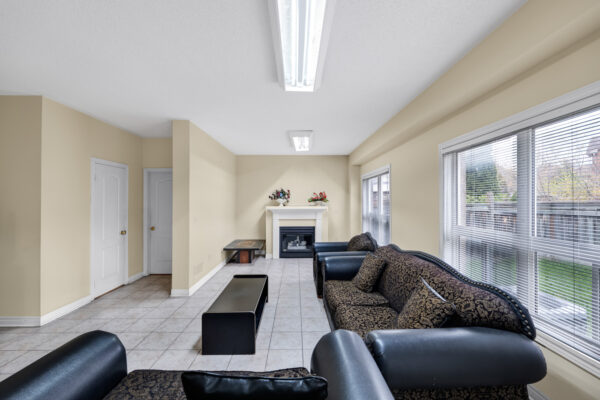 88-Moraine-Drive-Toronto-Web-Salisbury-28
