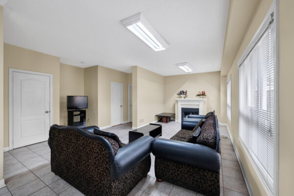 88-Moraine-Drive-Toronto-Web-Salisbury-29