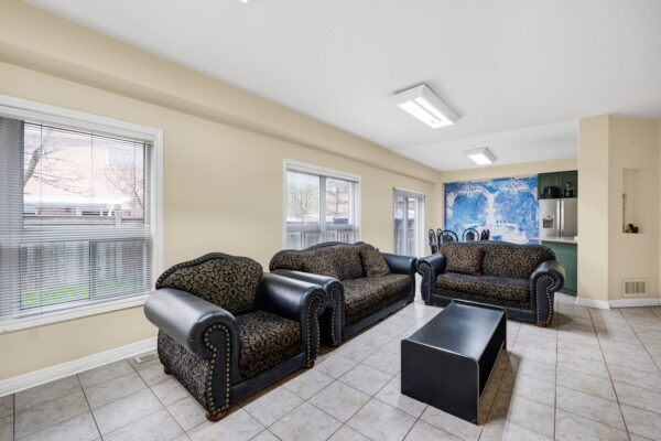 88-Moraine-Drive-Toronto-Web-Salisbury-32