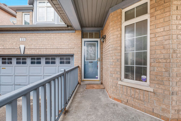 88-Moraine-Drive-Toronto-Web-Salisbury-9
