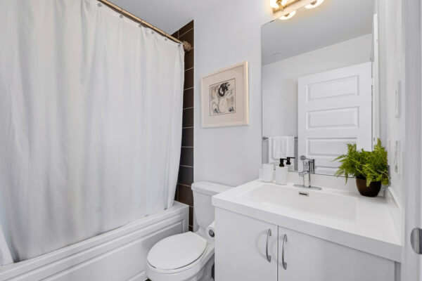 9560-Markham-Road-#1006-Markham-Web-Salisbury-27