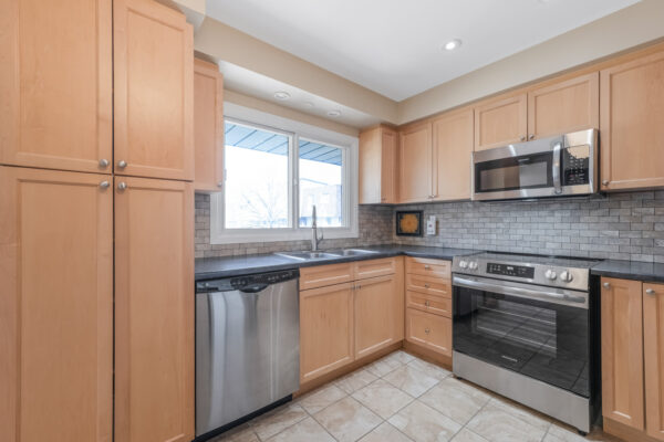 97-Poplar-Crescent-Aurora-Web-Salisbury-21