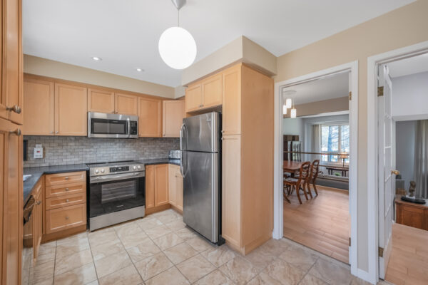 97-Poplar-Crescent-Aurora-Web-Salisbury-24