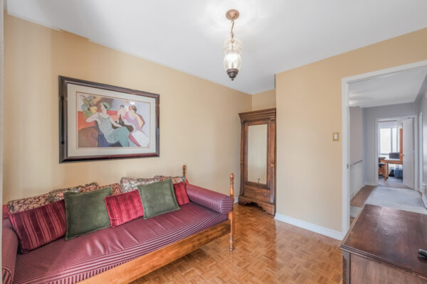 97-Poplar-Crescent-Aurora-Web-Salisbury-45