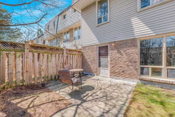 97-Poplar-Crescent-Aurora-Web-Salisbury-54