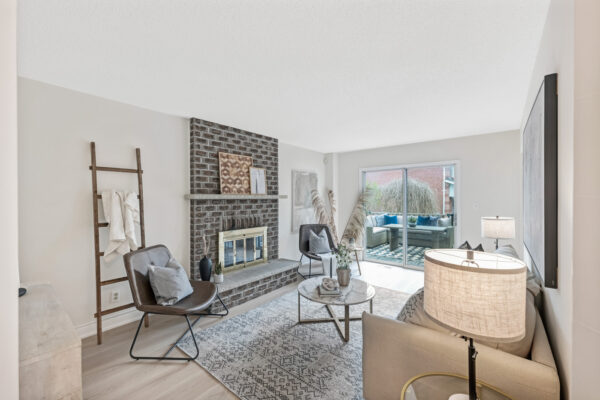 1204-Maple-Gate-Crescent-Pickering-Web-Salisbury-13
