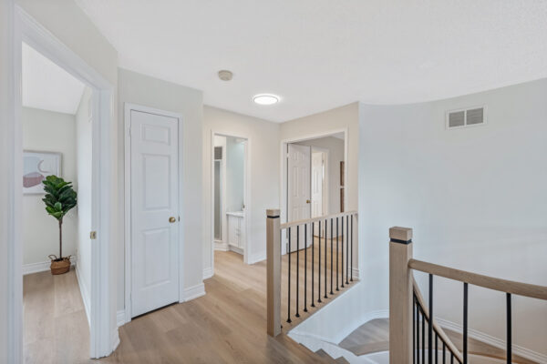 1204-Maple-Gate-Crescent-Pickering-Web-Salisbury-38