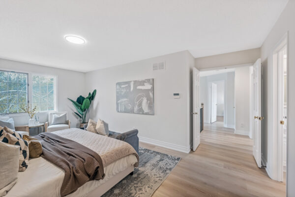 1204-Maple-Gate-Crescent-Pickering-Web-Salisbury-42