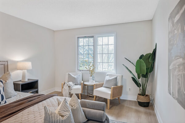 1204-Maple-Gate-Crescent-Pickering-Web-Salisbury-43
