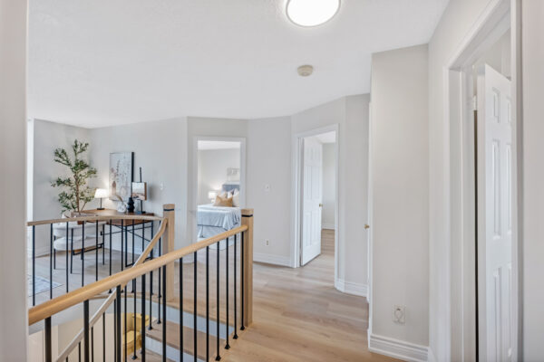 1204-Maple-Gate-Crescent-Pickering-Web-Salisbury-46