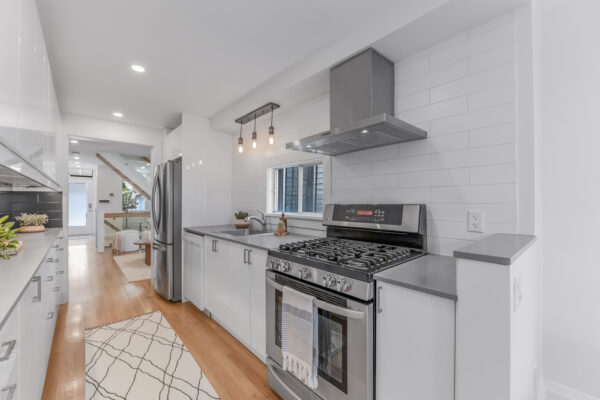 14-Whitaker-Avenue-Toronto-Web-Salisbury-20