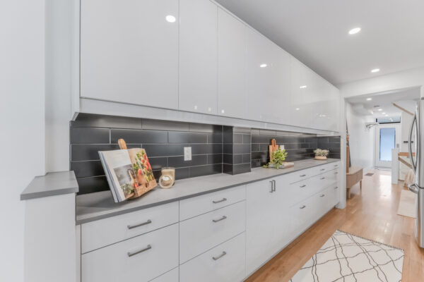 14-Whitaker-Avenue-Toronto-Web-Salisbury-21