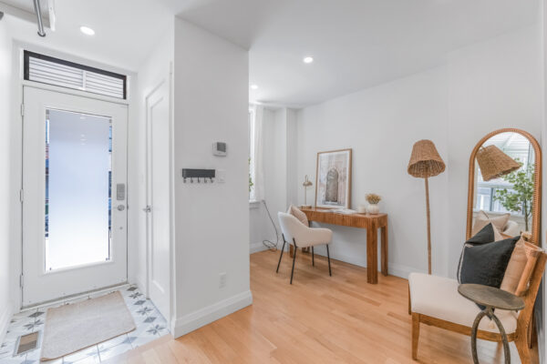 14-Whitaker-Avenue-Toronto-Web-Salisbury-9