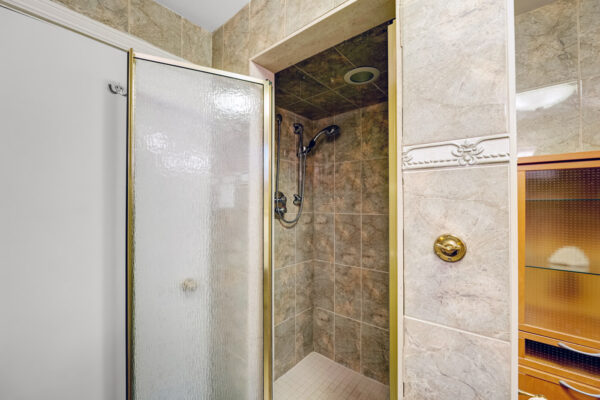 147-Verobeach-Boulevard-Toronto-Web-Salisbury-49