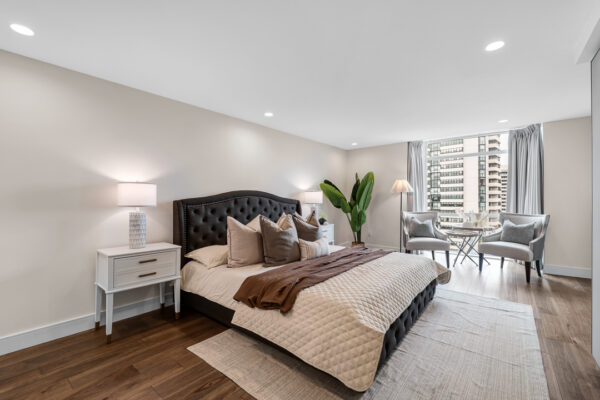 1555-Finch-Avenue-East-#1907-Toronto-Web-Salisbury-25