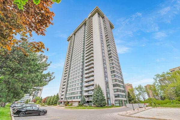 1555-Finch-Avenue-East-#1907-Toronto-Web-Salisbury-66