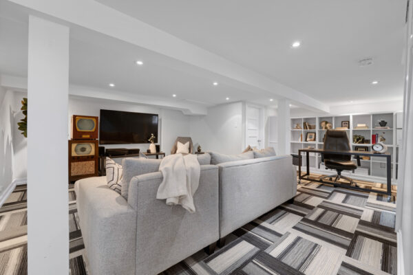 279-Brookdale-Avenue-Toronto-Web-Salisbury-43