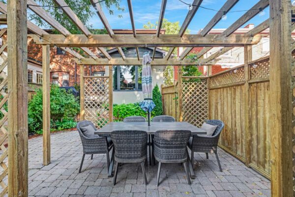 279-Brookdale-Avenue-Toronto-Web-Salisbury-55