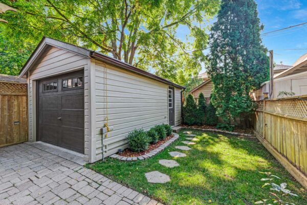 279-Brookdale-Avenue-Toronto-Web-Salisbury-62