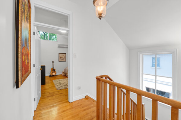 41-Southvale-Drive-Toronto-Web-Salisbury-38