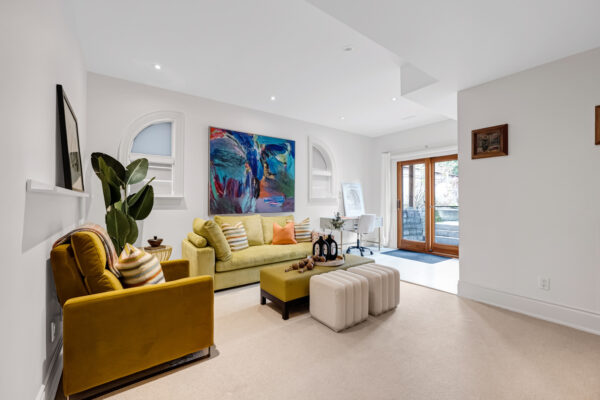 46-Esgore-Drive-Toronto-Web-Salisbury-49