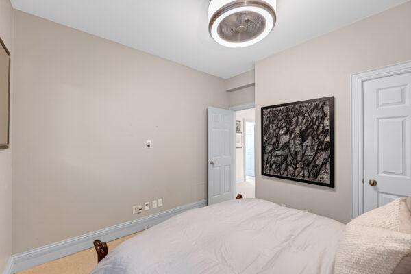 46-Esgore-Drive-Toronto-Web-Salisbury-53